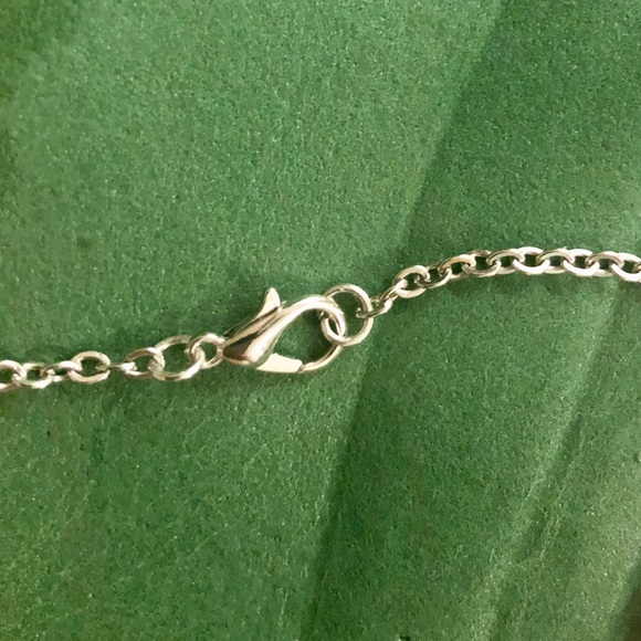 Sand Dollar Charm Silver Tone Coastal Necklace NWT - Picture 5 of 7